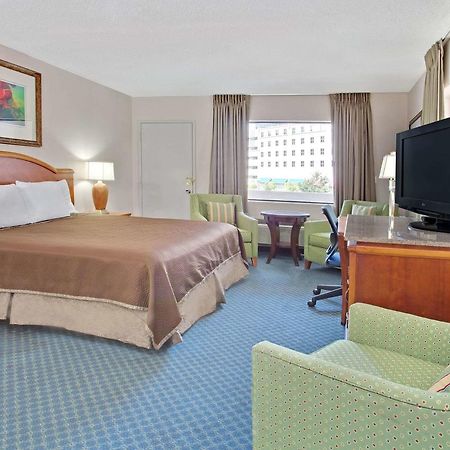 Travelodge By Wyndham Orlando Downtown Centroplex Eksteriør billede