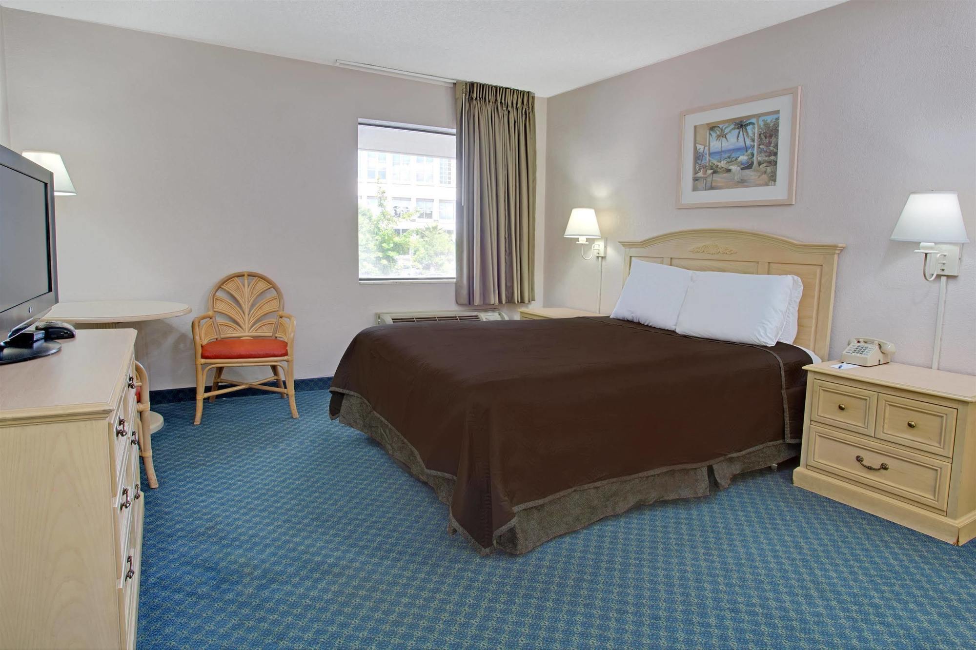 Travelodge By Wyndham Orlando Downtown Centroplex Eksteriør billede